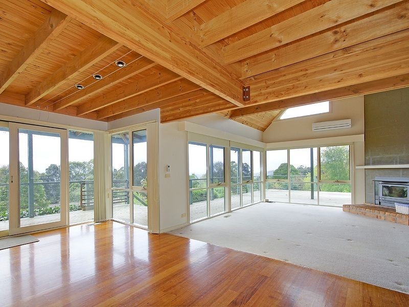 12 Thomson Avenue, Olinda VIC 3788