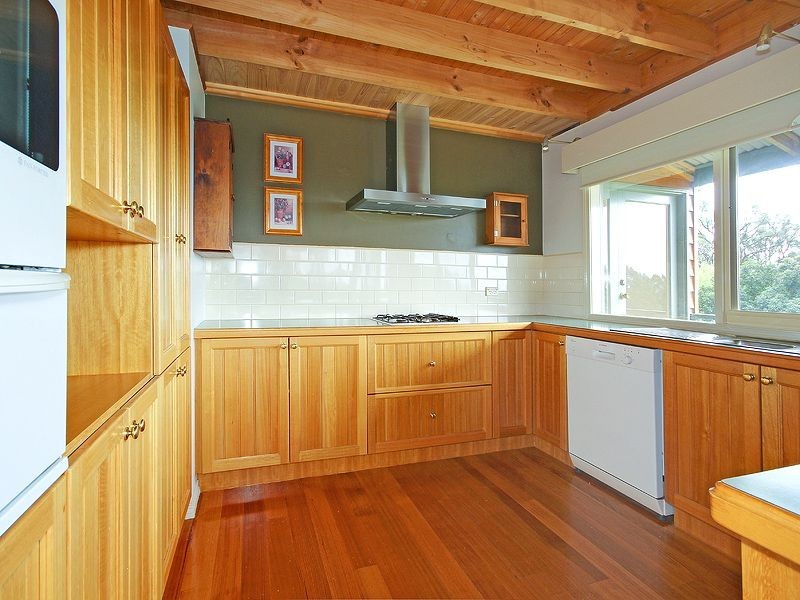 12 Thomson Avenue, Olinda VIC 3788