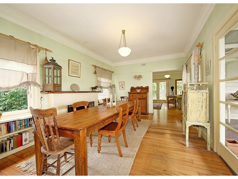 8 Helen Street, Mount Dandenong VIC 3767