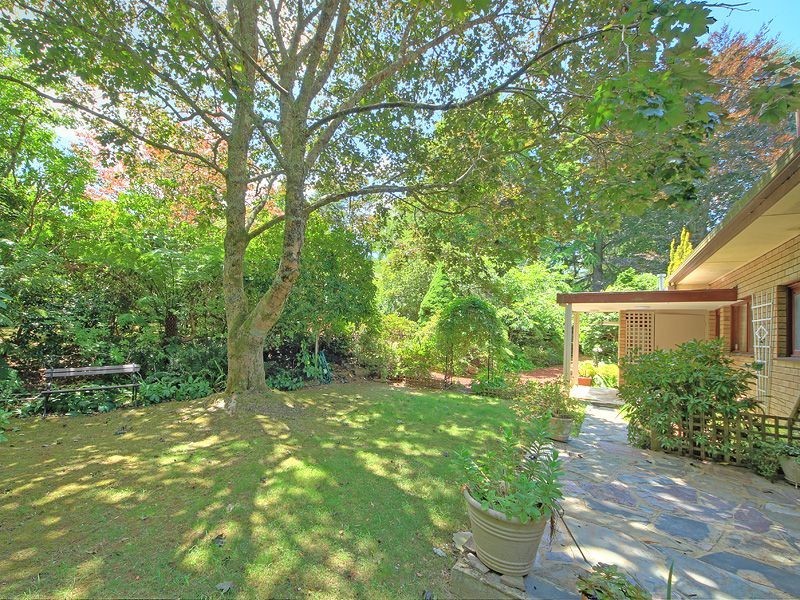 32 Olinda Crescent, Olinda VIC 3788