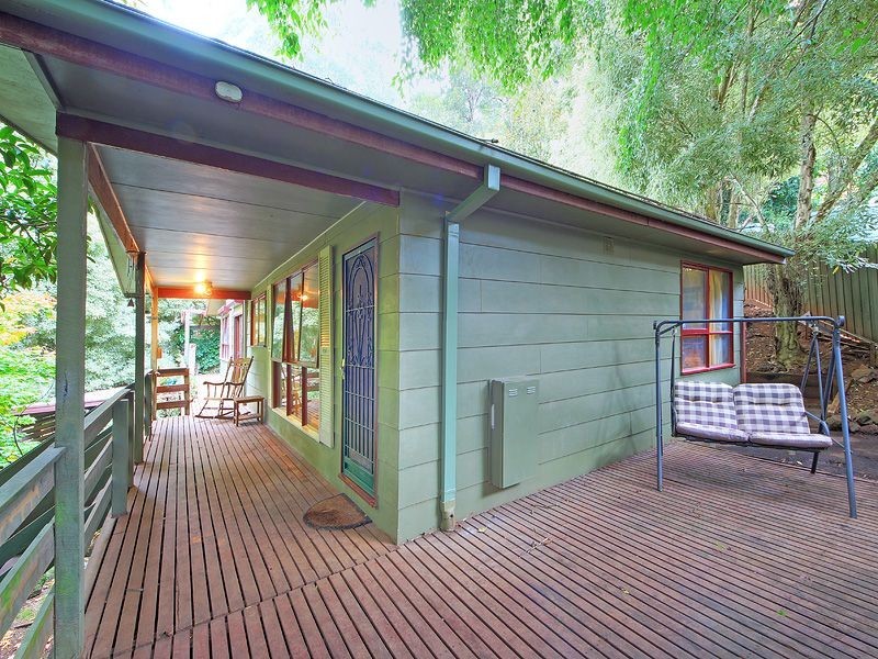 64 Barbers Rd, Kalorama VIC 3766
