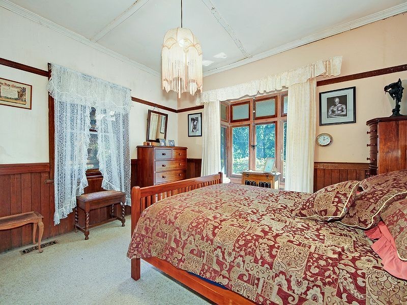 14 Old Coach Rd, Mount Dandenong VIC 3767