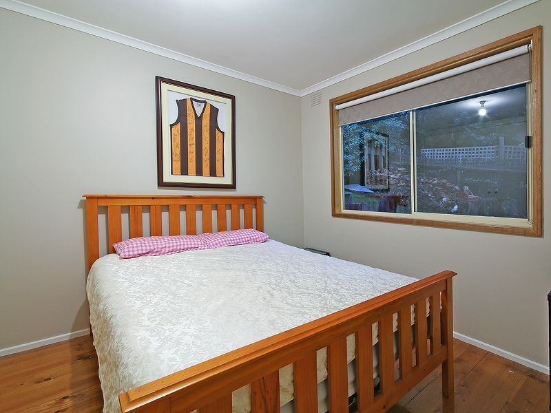 3 Fernglen Ave, Mount Dandenong VIC 3767
