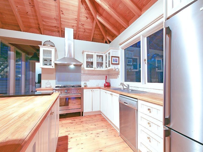 27 Ridge Road, Kalorama VIC 3766