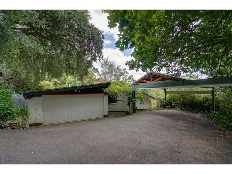 5 Yurnga Avenue, Olinda VIC 3788