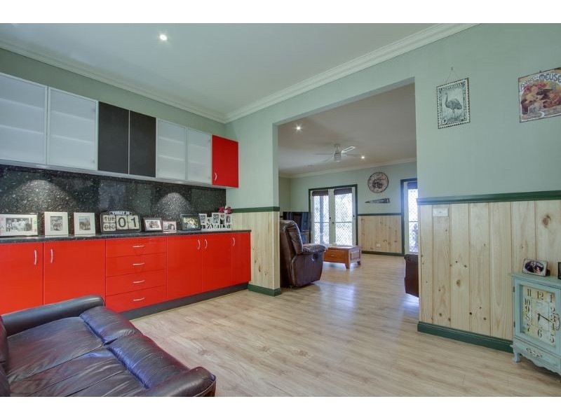 12 Johns Road, Selby VIC 3159