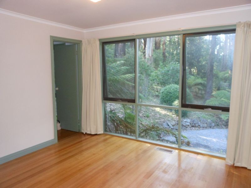 14 Hacketts Road, Olinda VIC 3788