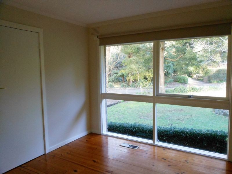 9 Campbell Avenue, Mount Dandenong VIC 3767