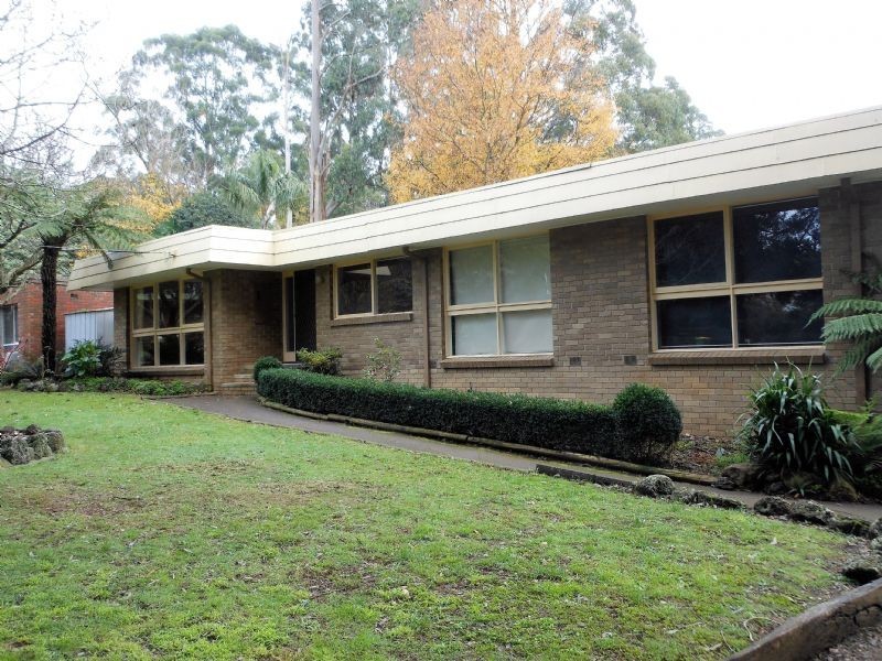 9 Campbell Avenue, Mount Dandenong VIC 3767