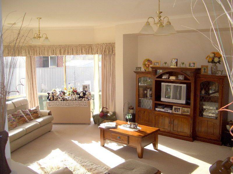 10 COLLYNDALE DRIVE, Wangaratta VIC 3677