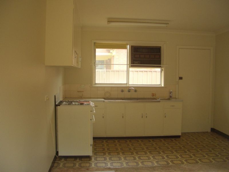2/33 BAKER STREET, Wangaratta VIC 3677