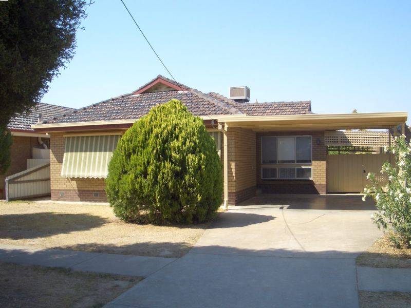41  ESMOND STREET, Wangaratta VIC 3677