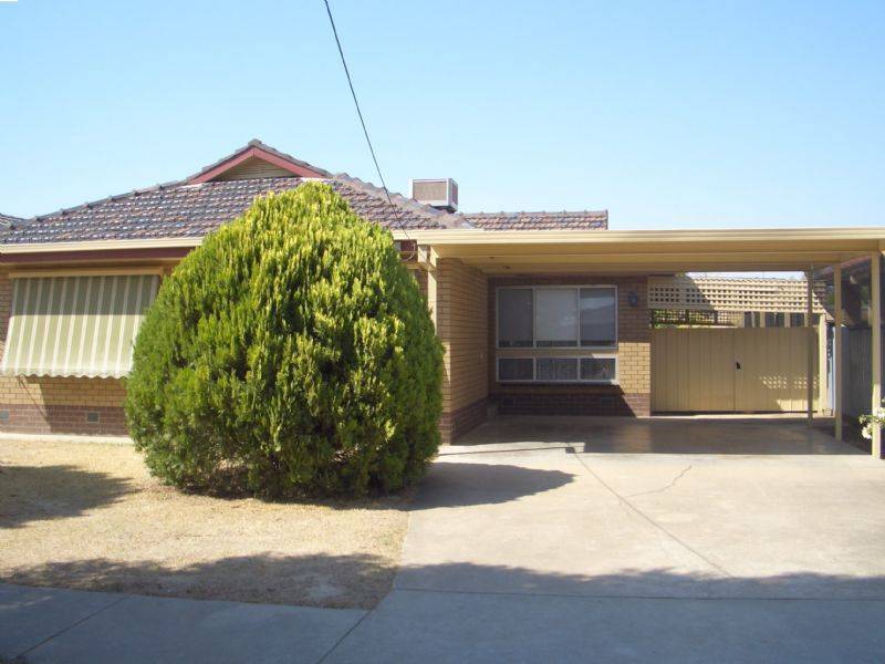 41  ESMOND STREET, Wangaratta VIC 3677