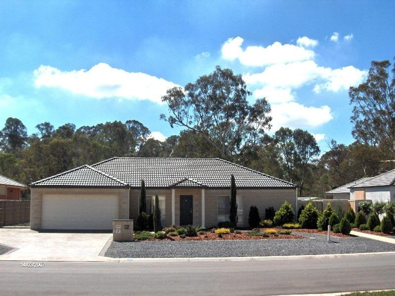 4 CAMBRIDGE DRIVE, Wangaratta VIC 3677