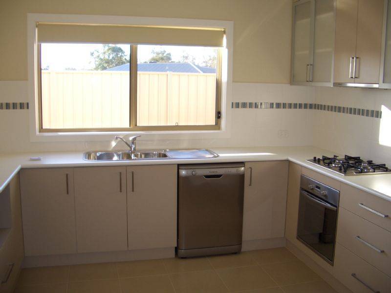 25 SWINBURNE DRIVE , Wangaratta VIC 3677