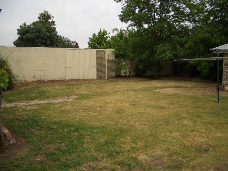 10 CAVANAGH STREET, Wangaratta VIC 3677