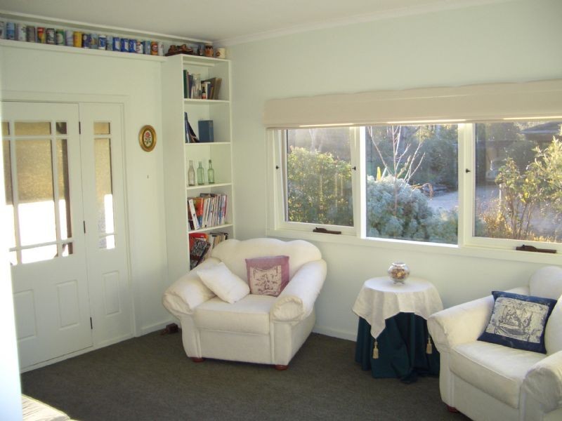 13 AVOCA LANE, Glenrowan VIC 3675