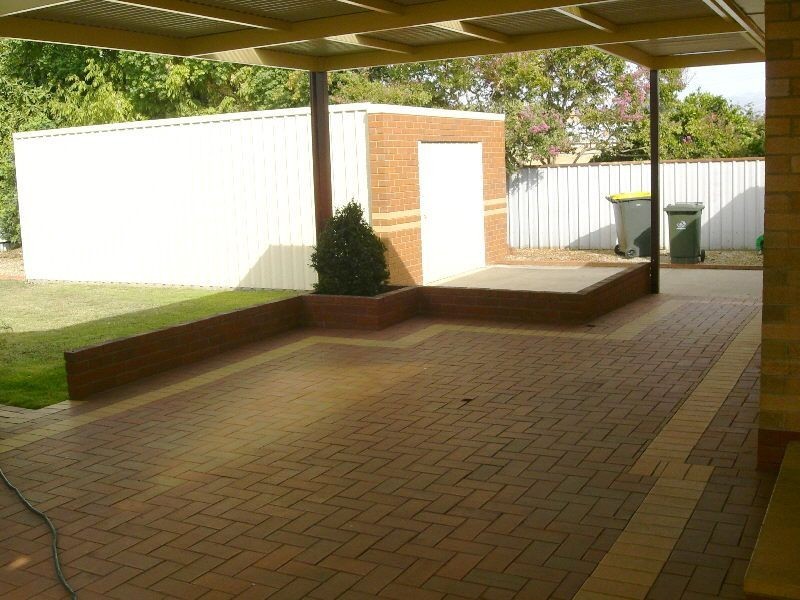 33 WAREENA STREET, Wangaratta VIC 3677