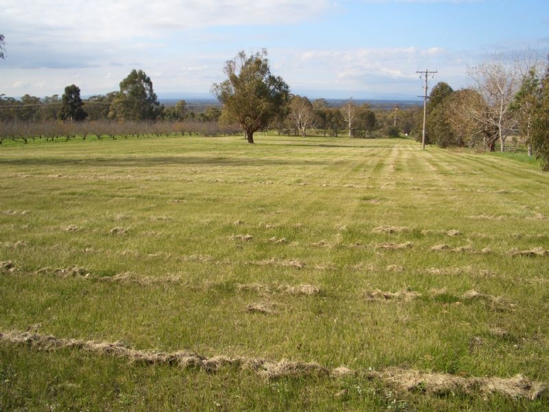 Lot 3/97 WARBY RANGE ROAD, Glenrowan VIC 3675