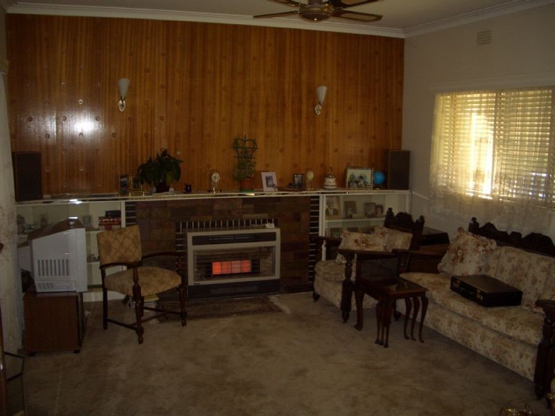 63 SWAN STREET, Wangaratta VIC 3677