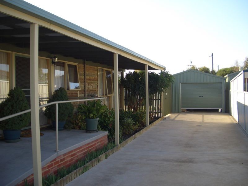 5 CRIBBES ROAD, Wangaratta VIC 3677