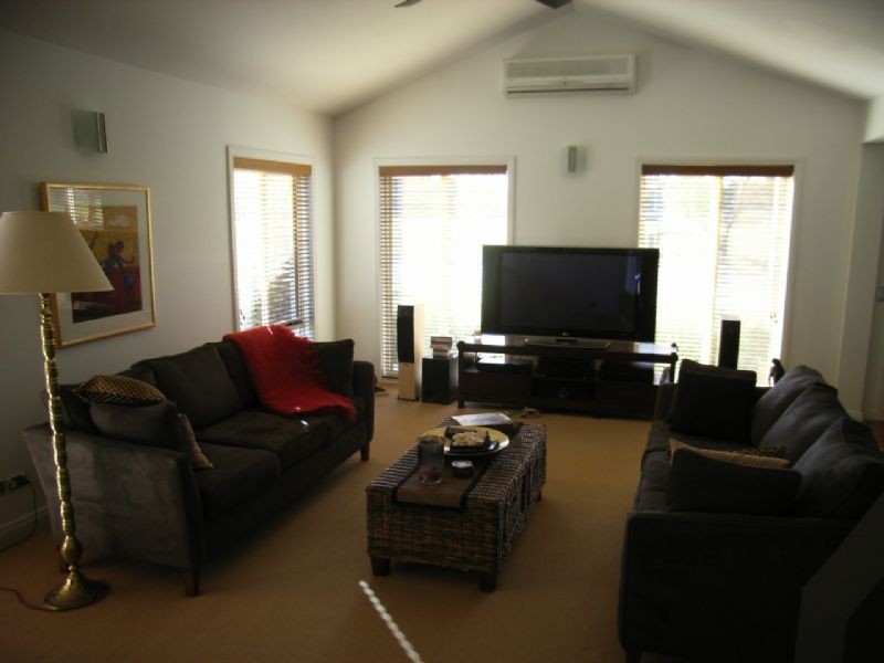 221 PHILLIPSON STREET, Wangaratta VIC 3677