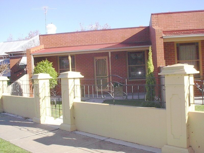b/9 OVENS STREET, Wangaratta VIC 3677