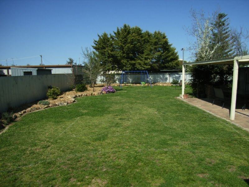 11 BRODIE STREET, Wangaratta VIC 3677