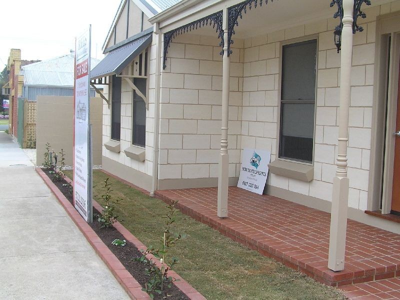 43  A MURDOCH ROAD, Wangaratta VIC 3677