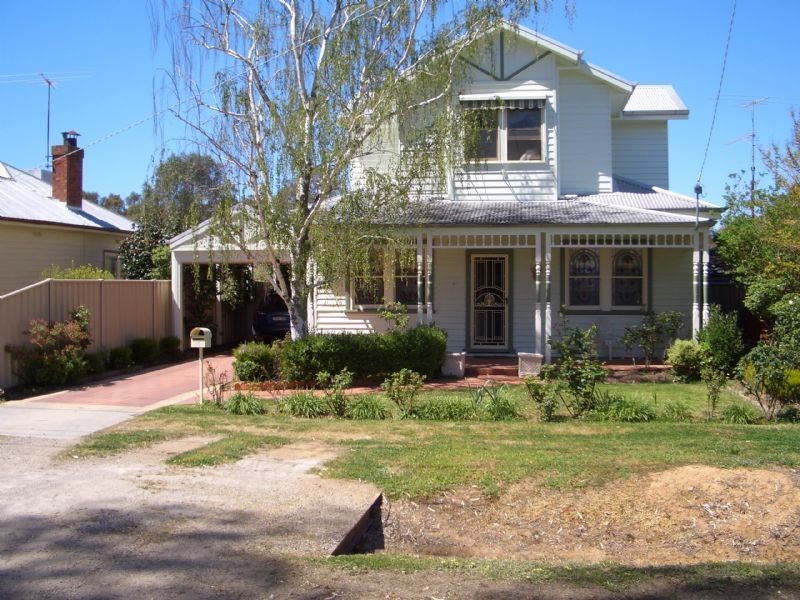 42 PARKLANE, Wangaratta VIC 3677