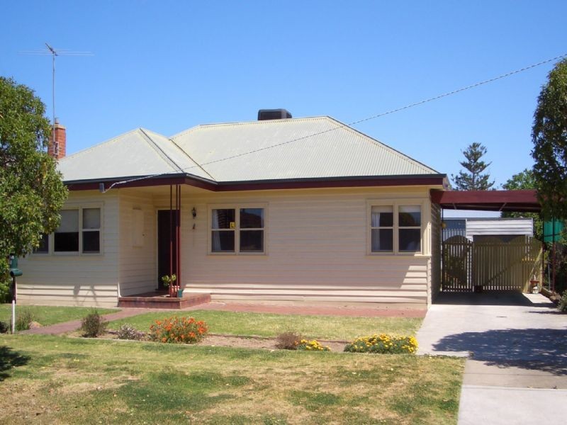 3 LANGTREE AVENUE, Wangaratta VIC 3677