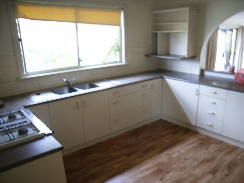 12 IRWIN AVENUE, Wangaratta VIC 3677