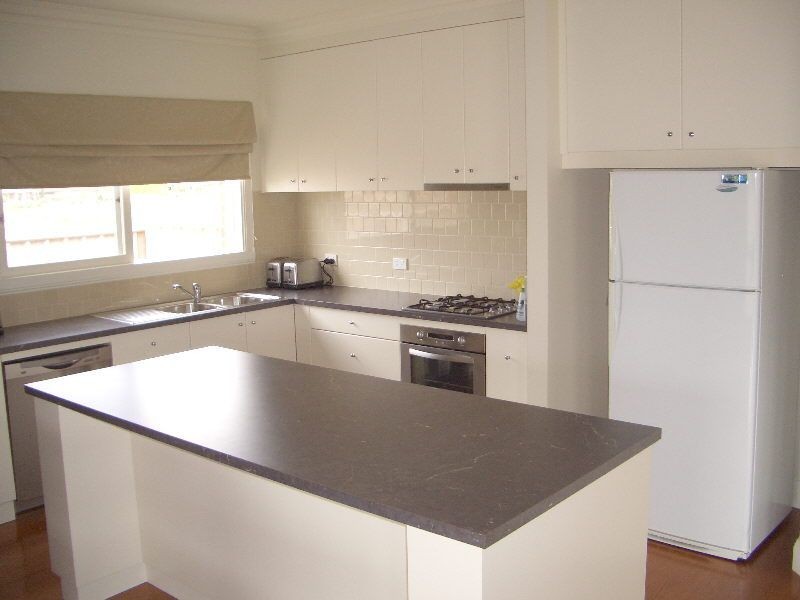 26 MONASH DRIVE , Wangaratta VIC 3677