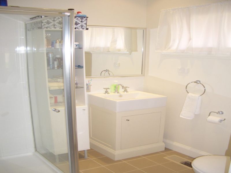 26 MONASH DRIVE , Wangaratta VIC 3677