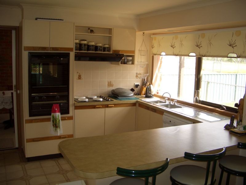 73 USSHERS DRIVE, Wangaratta VIC 3677