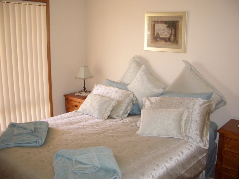 34 MILAWA/BOBINAWARRAH ROAD, Milawa VIC 3678