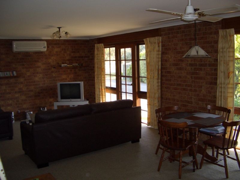 1/202 RIVER ROAD, Tarrawingee VIC 3678