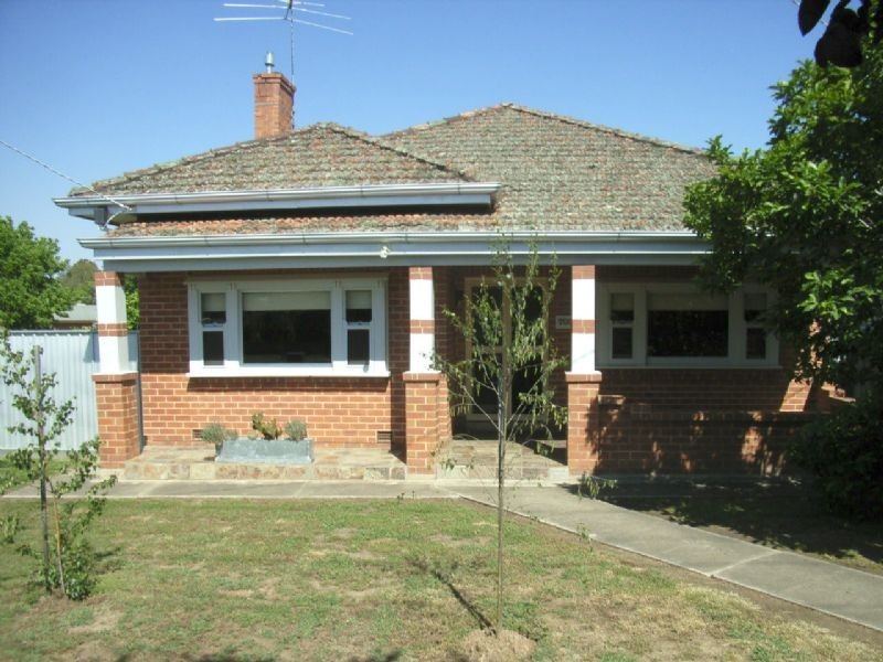 24 MURDOCH ROAD, Wangaratta VIC 3677