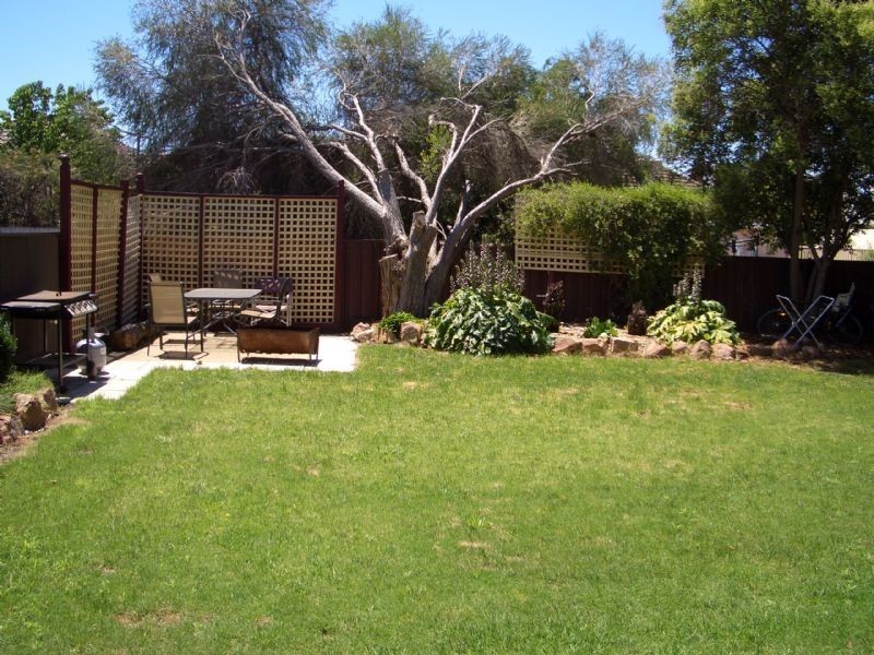 8 WAREENA STREET , Wangaratta VIC 3677