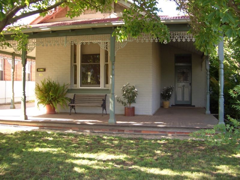 60 ROWAN STREET, Wangaratta VIC 3677