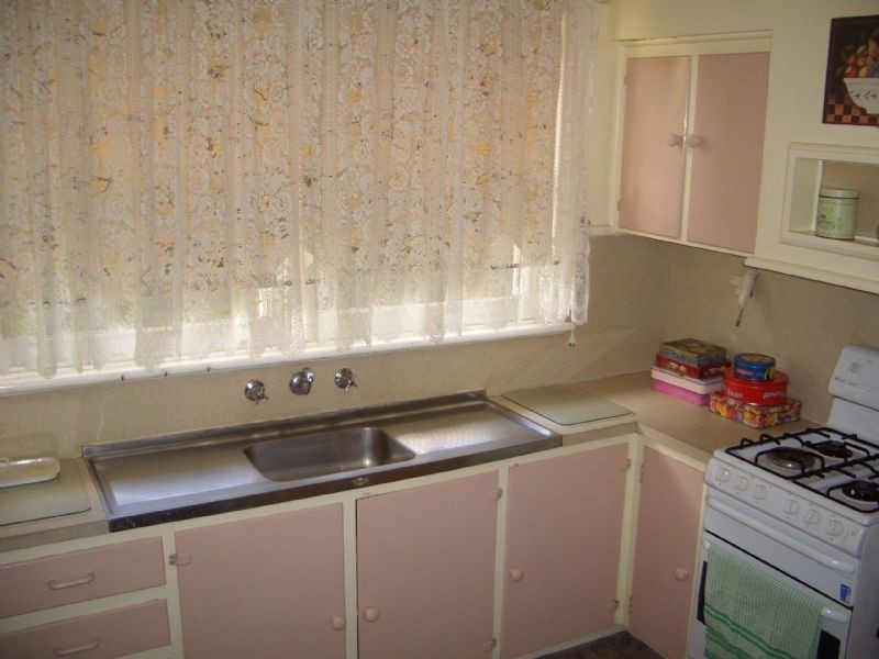 86  SWAN STREET, Wangaratta VIC 3677