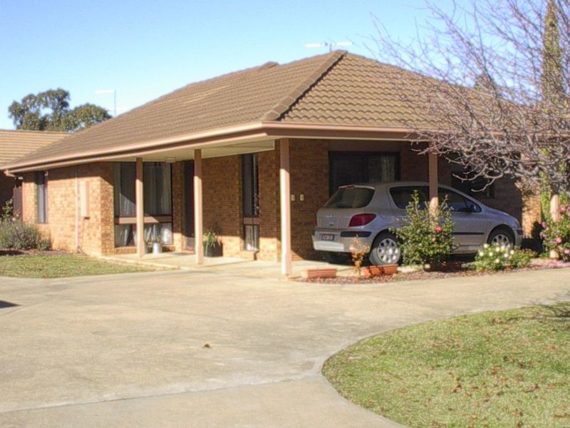 1/3 ARMSTRONG COURT, Wangaratta VIC 3677