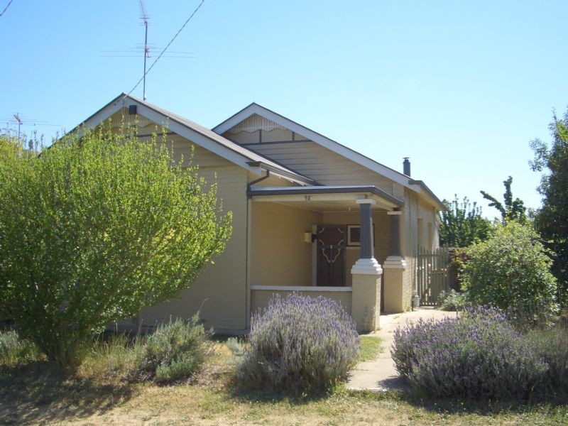 9 MOORE STREET, Wangaratta VIC 3677