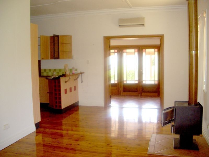 9 MOORE STREET, Wangaratta VIC 3677