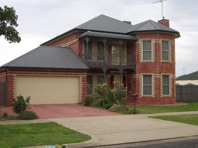 207 PHILLIPSON STREET, Wangaratta VIC 3677