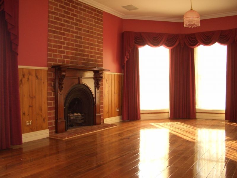 207 PHILLIPSON STREET, Wangaratta VIC 3677