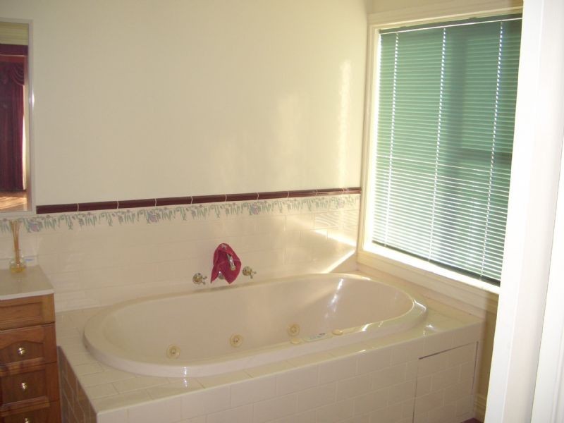 207 PHILLIPSON STREET, Wangaratta VIC 3677