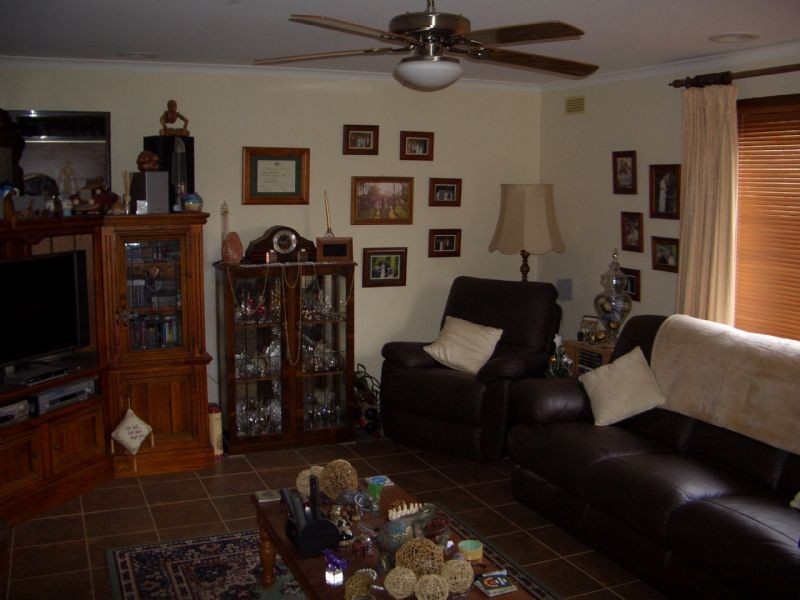 1 IRIS COURT, Wangaratta VIC 3677