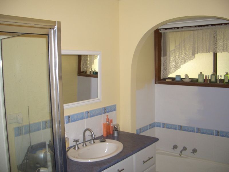 1 IRIS COURT, Wangaratta VIC 3677