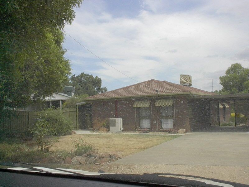 73 ELY STREET, Oxley VIC 3678